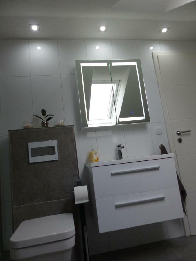 Schoene Komplette Ferienwohnung In Wesel วีเซิล ภายนอก รูปภาพ