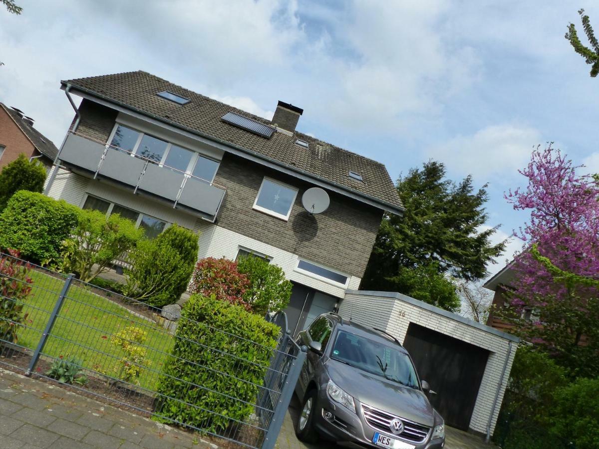 Schoene Komplette Ferienwohnung In Wesel วีเซิล ภายนอก รูปภาพ